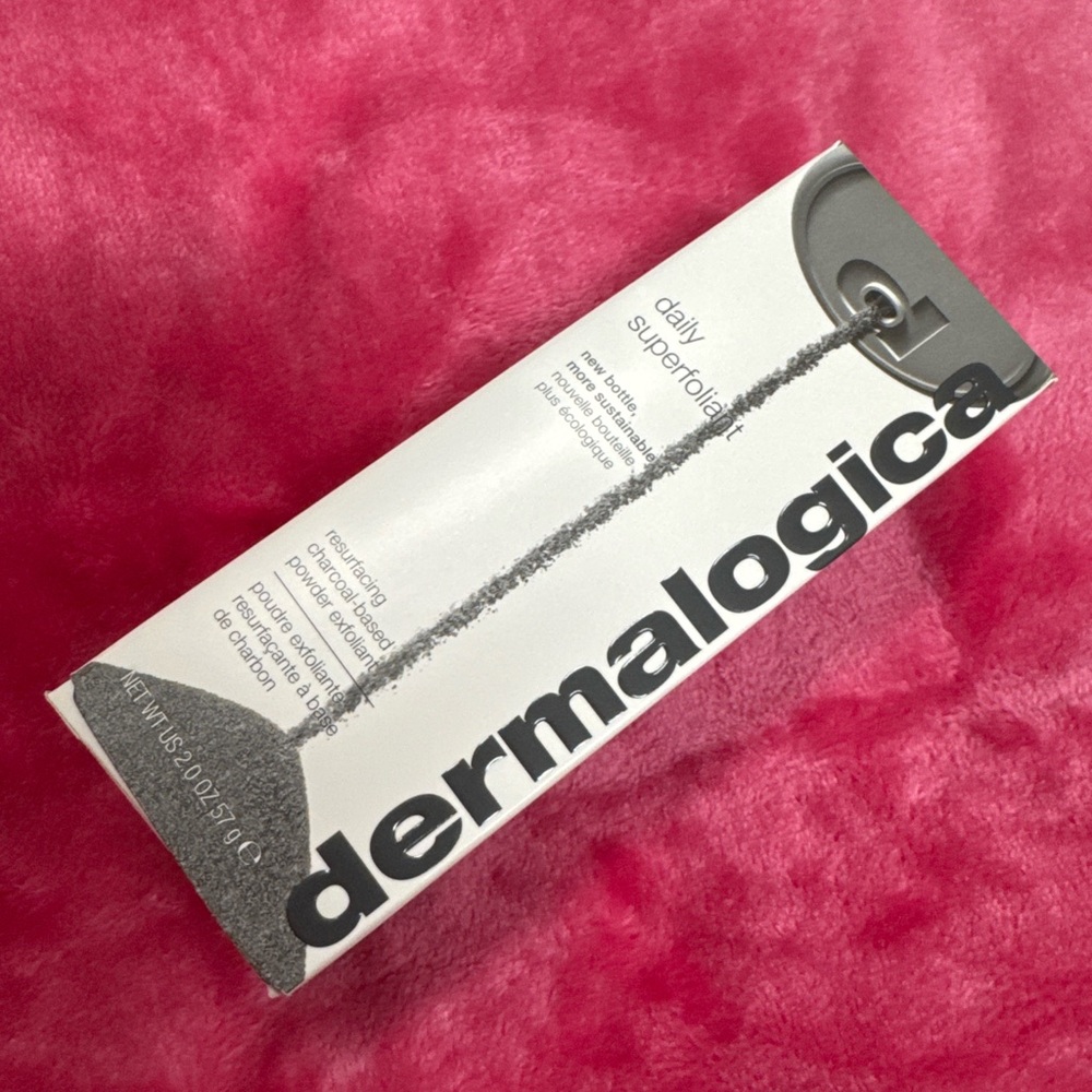 Dermalogica Daily Superfoliant - Black and White